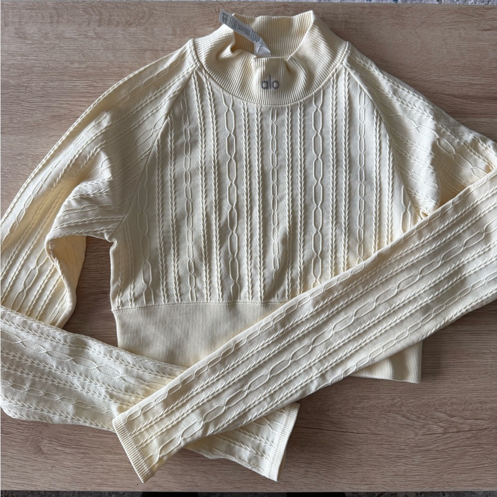 Alo cropped long sleeve